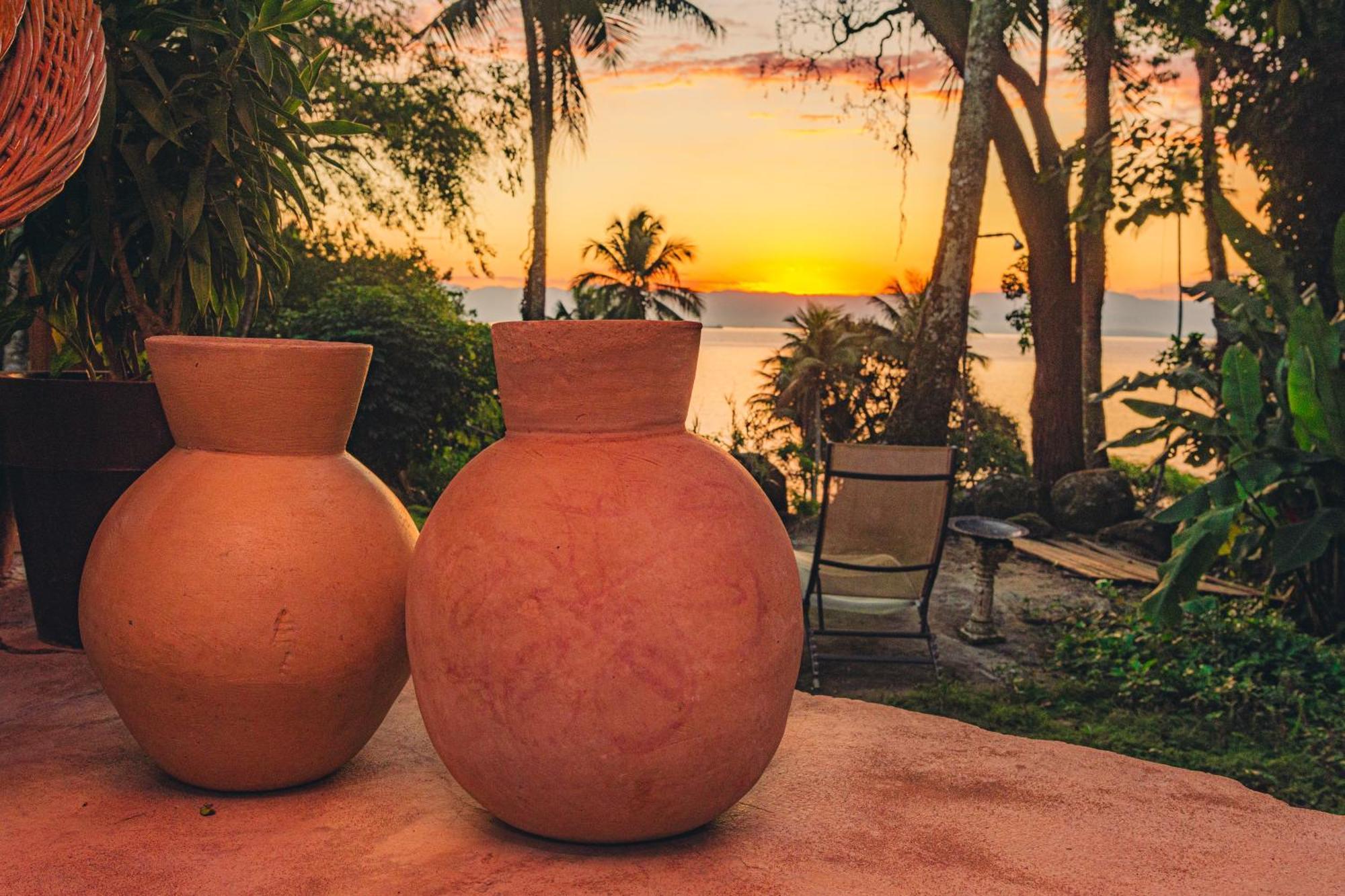 Pousada Sobre A Rocha Praia de Araçatiba Buitenkant foto